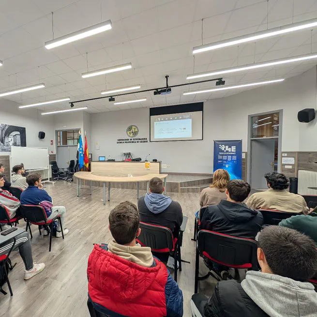 Operating distributed computing continuum systems through active inference