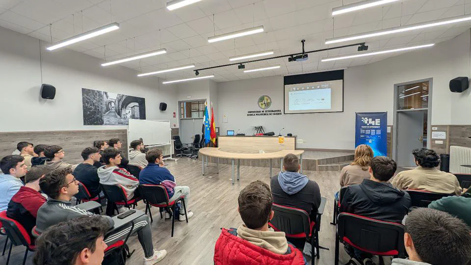 Operating distributed computing continuum systems through active inference